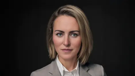 Ps   alexandra vidyuk   headshot