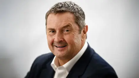 Ps   jeremy keefe   headshot