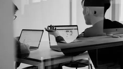 Charlesdeluvio lks7vei eag unsplash